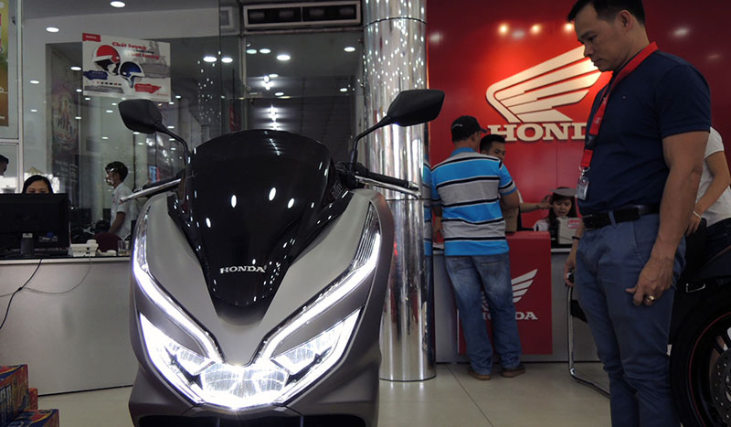 Honda PCX150 2018 đến Sài Gòn, đội giá nhẹ